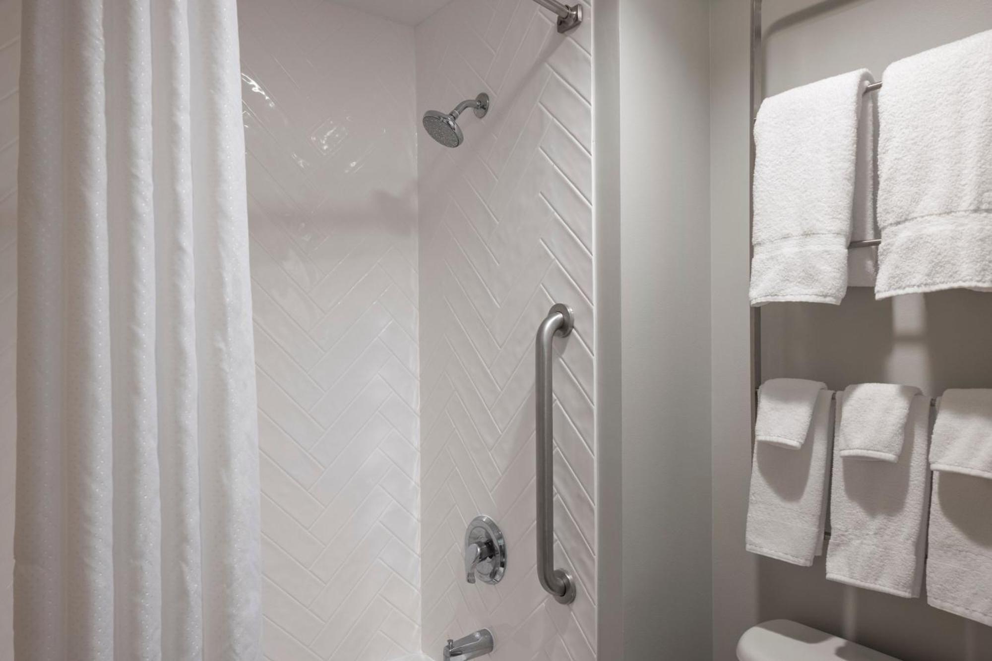 Towneplace Suites Chicago Lombard Bagian luar foto