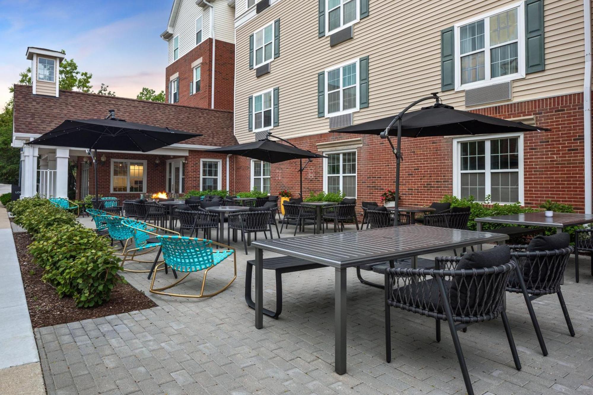Towneplace Suites Chicago Lombard Bagian luar foto