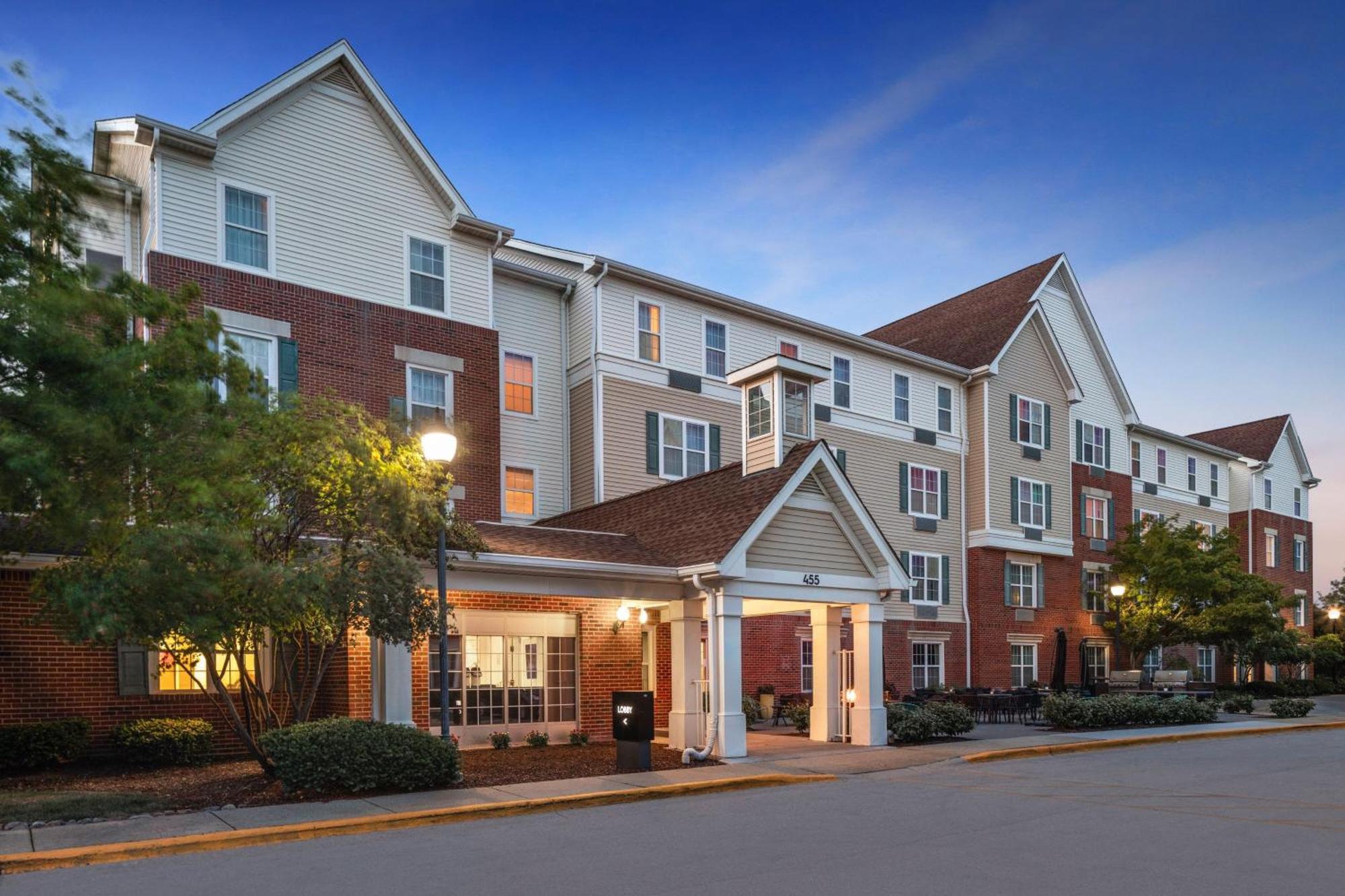 Towneplace Suites Chicago Lombard Bagian luar foto