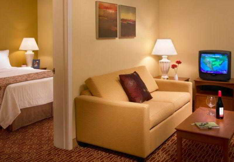 Towneplace Suites Chicago Lombard Bagian luar foto