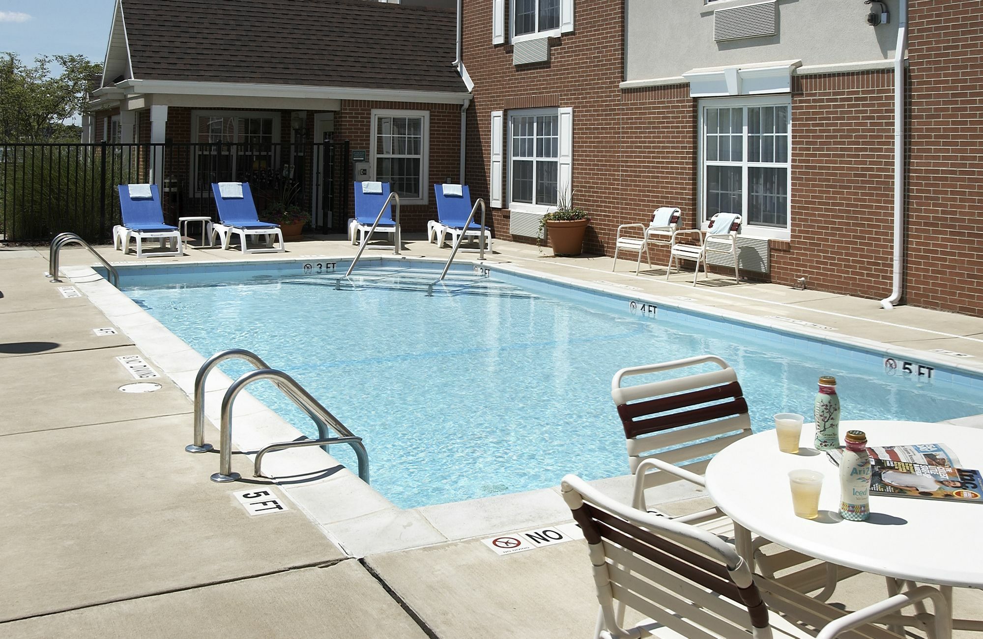 Towneplace Suites Chicago Lombard Bagian luar foto